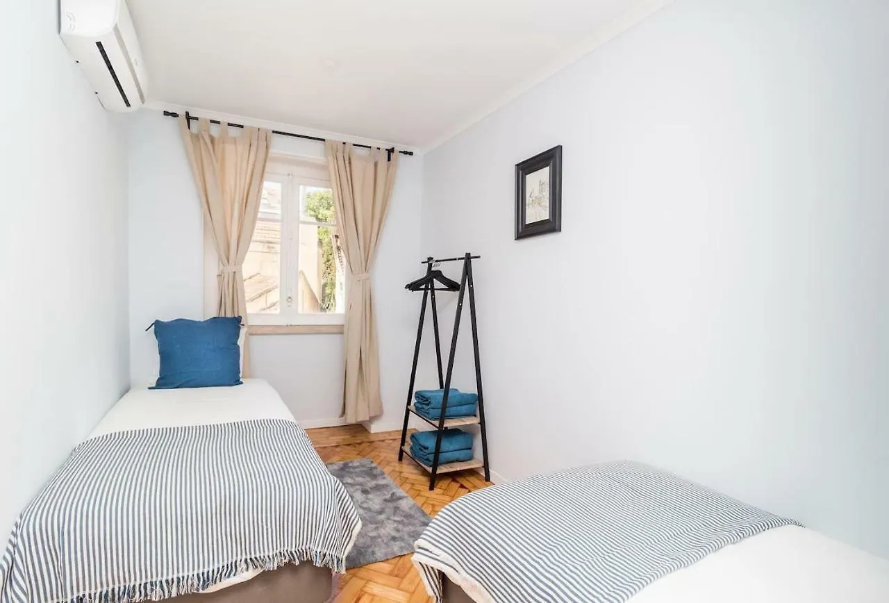 Apartament Olá Lisbon - Lapa with Panoramic View II